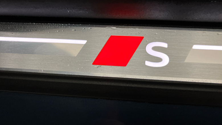 Audi A6 370kW S6 Quattro 100kWh Edition 1 5dr Auto Electric Estate